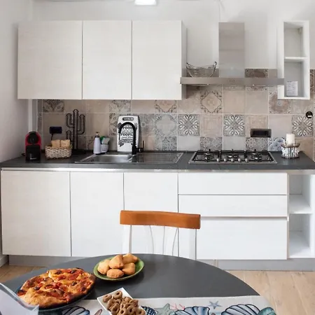 Il Faro Будинок відпочинку Барі